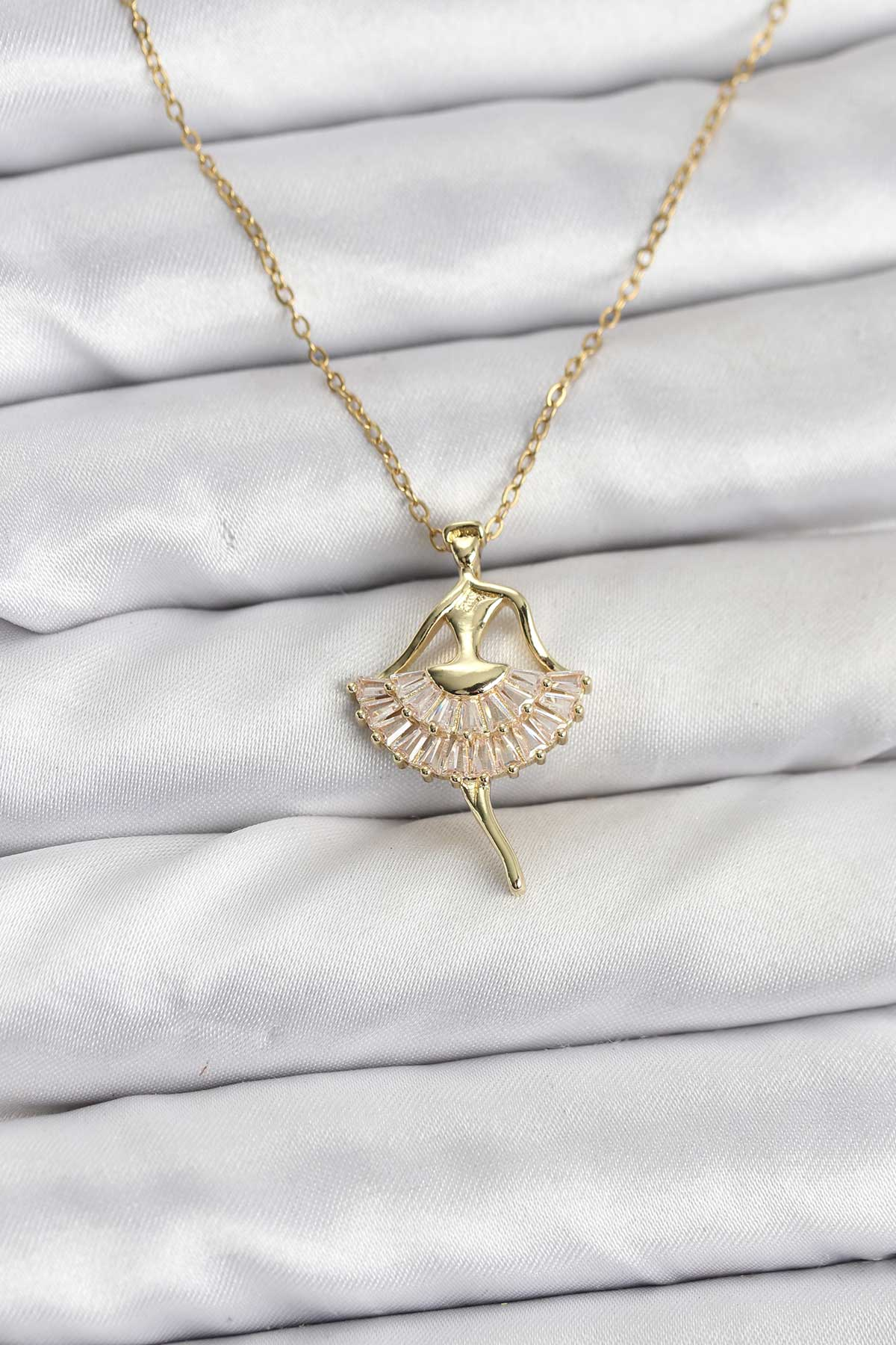 316L Çelik Zincir Gold Renk Balerin Model Kadın Kolye 5886 1 316L Çelik Zincir Gold Renk Balerin Model Kadın Kolye 5886