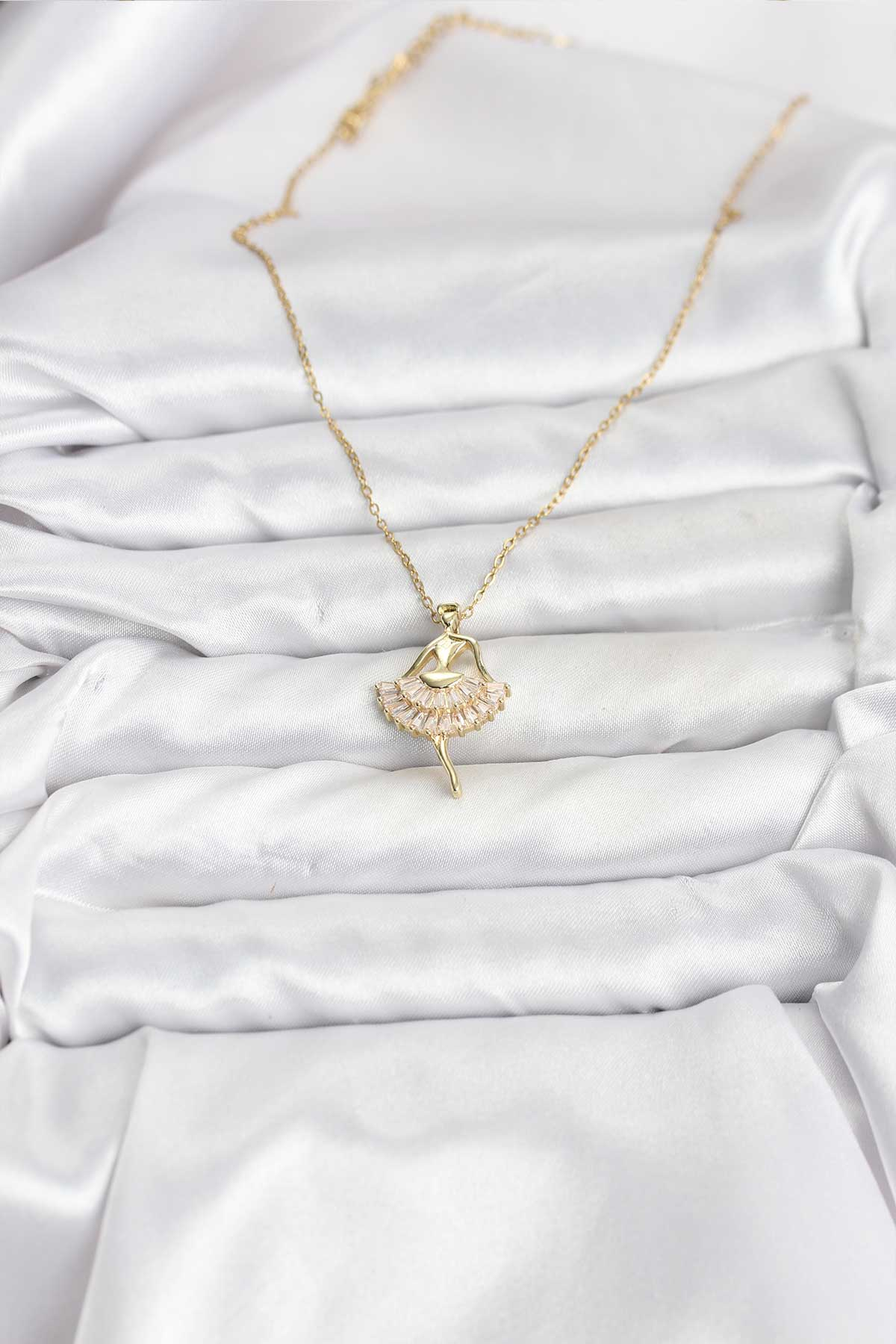 316L Çelik Zincir Gold Renk Balerin Model Kadın Kolye 5886 2 316L Çelik Zincir Gold Renk Balerin Model Kadın Kolye 5886 - Görsel 2