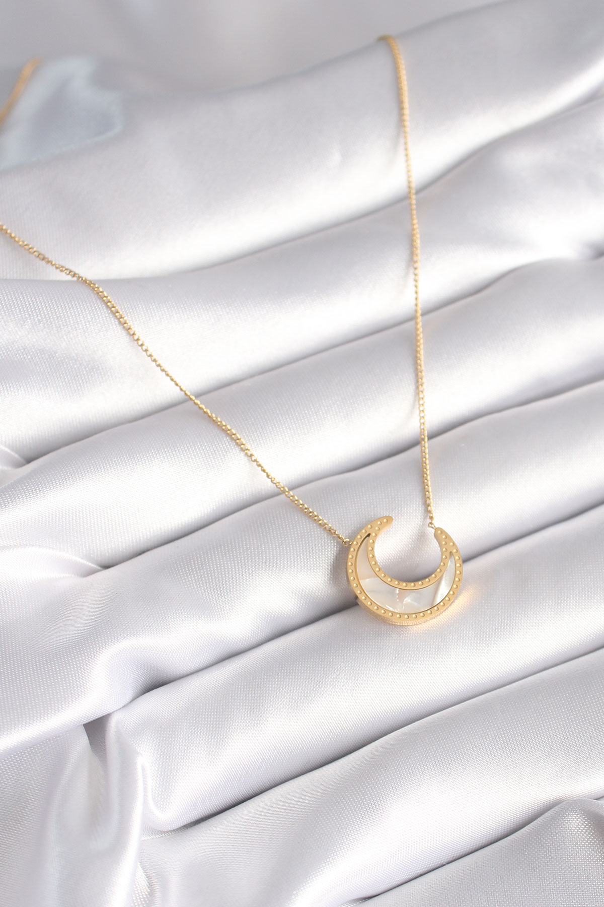 316L Çelik Gold Renk Beyaz Sedefli Hilal Model Kadın Kolye 5886 2 316L Çelik Gold Renk Beyaz Sedefli Hilal Model Kadın Kolye 5886 - Görsel 2