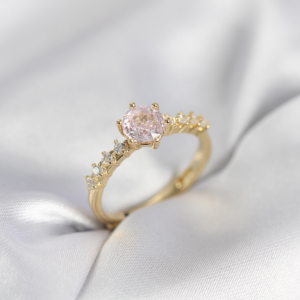 Gold Renk Pembe Tek Taş Model Zirkon Taşlı Kadın Yüzük 5886