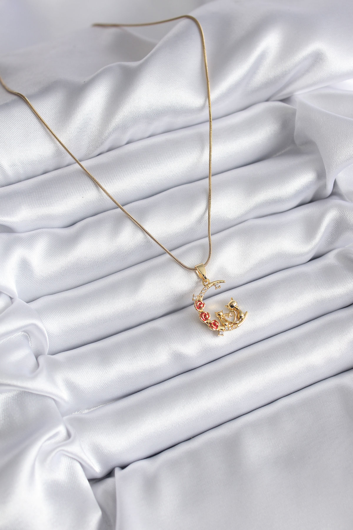 316L Çelik Gold Renk Hilal Kedi Model Zirkon Taşlı Detay Kadın Kolye 5886 2 316L Çelik Gold Renk Hilal Kedi Model Zirkon Taşlı Detay Kadın Kolye 5886 - Görsel 2