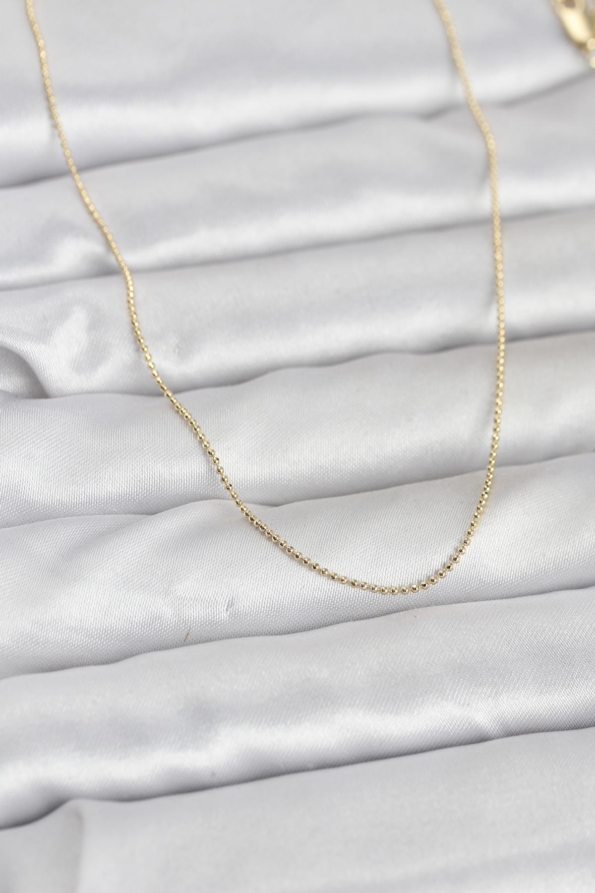 CM 14K Gold Renk İnce Top Zincirli 60 cm Kadın Kolye 5886 1 CM 14K Gold Renk İnce Top Zincirli 60 cm Kadın Kolye 5886