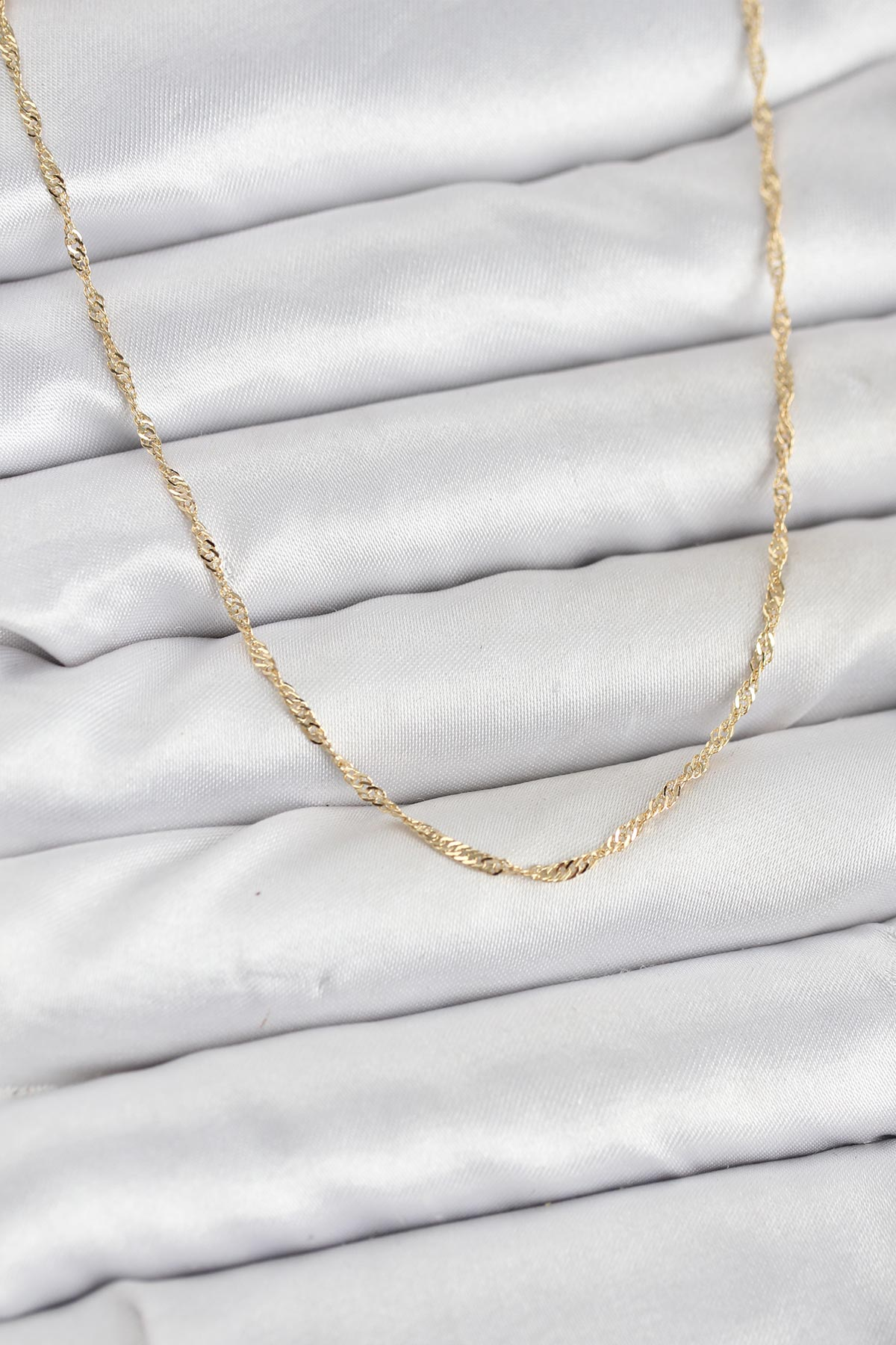 CM 14K Gold Renk Pirinç Ezme Burgu Model Kadın Kolye 5886 1 CM 14K Gold Renk Pirinç Ezme Burgu Model Kadın Kolye 5886