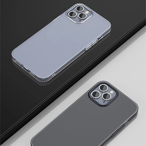 Baseus İPhone 12/ 12 Pro Comfort İnce Şeffaf Kılıf Matte PP Kılıf 4 Baseus İPhone 12/ 12 Pro Comfort İnce Şeffaf Kılıf Matte PP Kılıf - Görsel 4