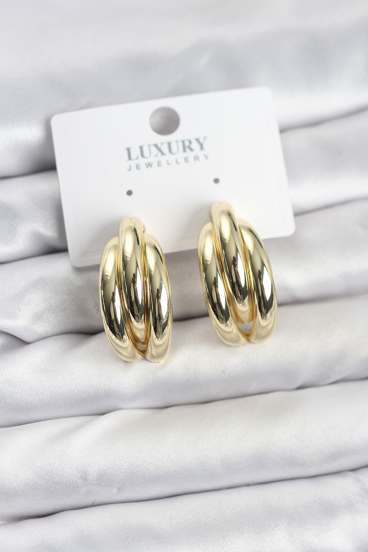Gold Renk Pirinç Yarım Halka Model Kadın Küpe 5886 1 Gold Renk Pirinç Yarım Halka Model Kadın Küpe 5886