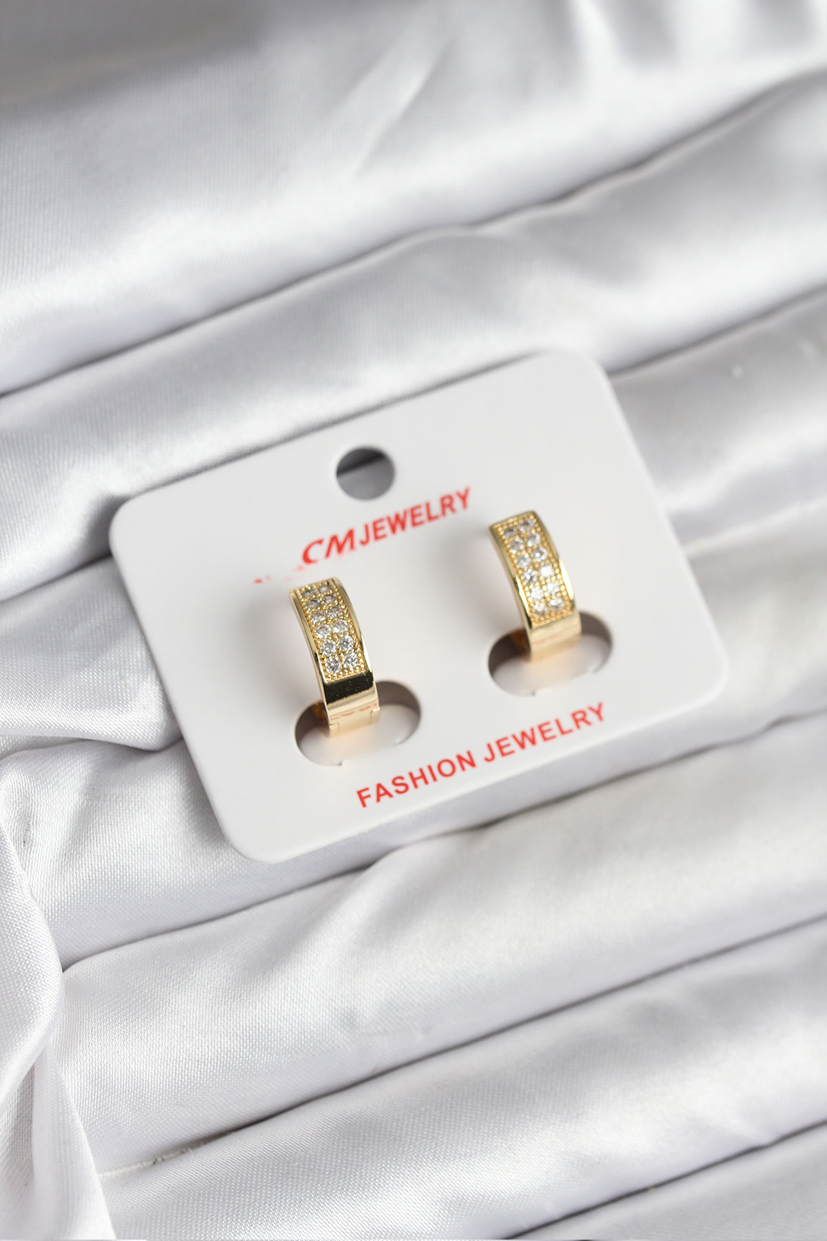 14K Gold Renk Kaplama Zirkon Taşlı Halka CM Kadın Küpe 5886 1 14K Gold Renk Kaplama Zirkon Taşlı Halka CM Kadın Küpe 5886