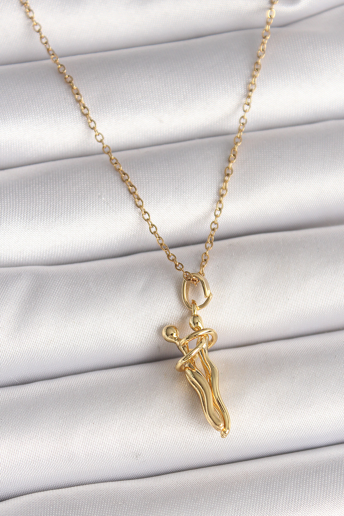 316L Çelik Gold Renk Zincir Sarılma Model Kadın Kolye 5886 1 316L Çelik Gold Renk Zincir Sarılma Model Kadın Kolye 5886