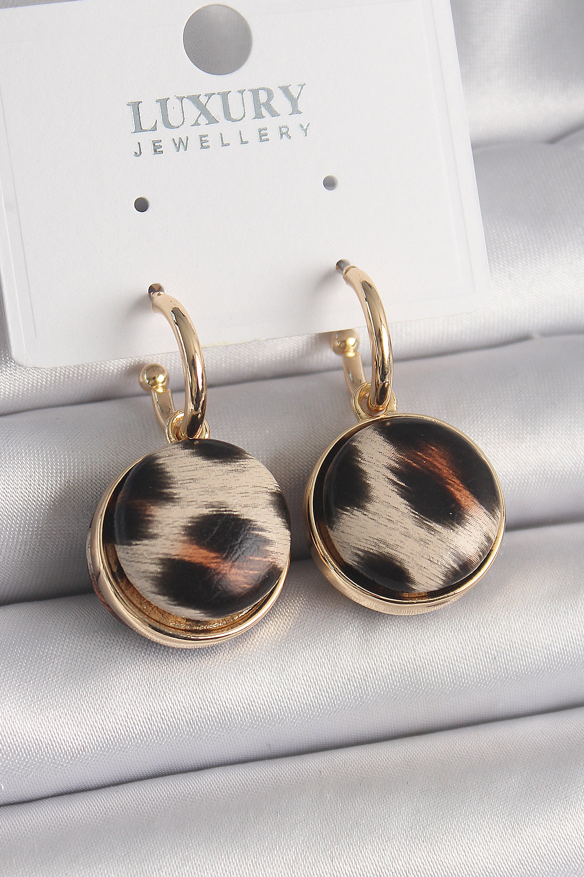 Pirinç Gold Renk Leopar Desenli Daire Model Kadın Küpe 5886 1 Pirinç Gold Renk Leopar Desenli Daire Model Kadın Küpe 5886