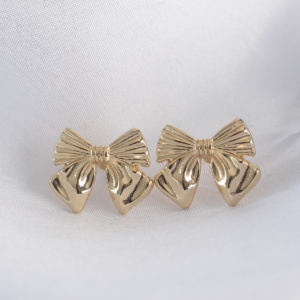 Pirinç Gold Renk Fiyonk Küpe 5886