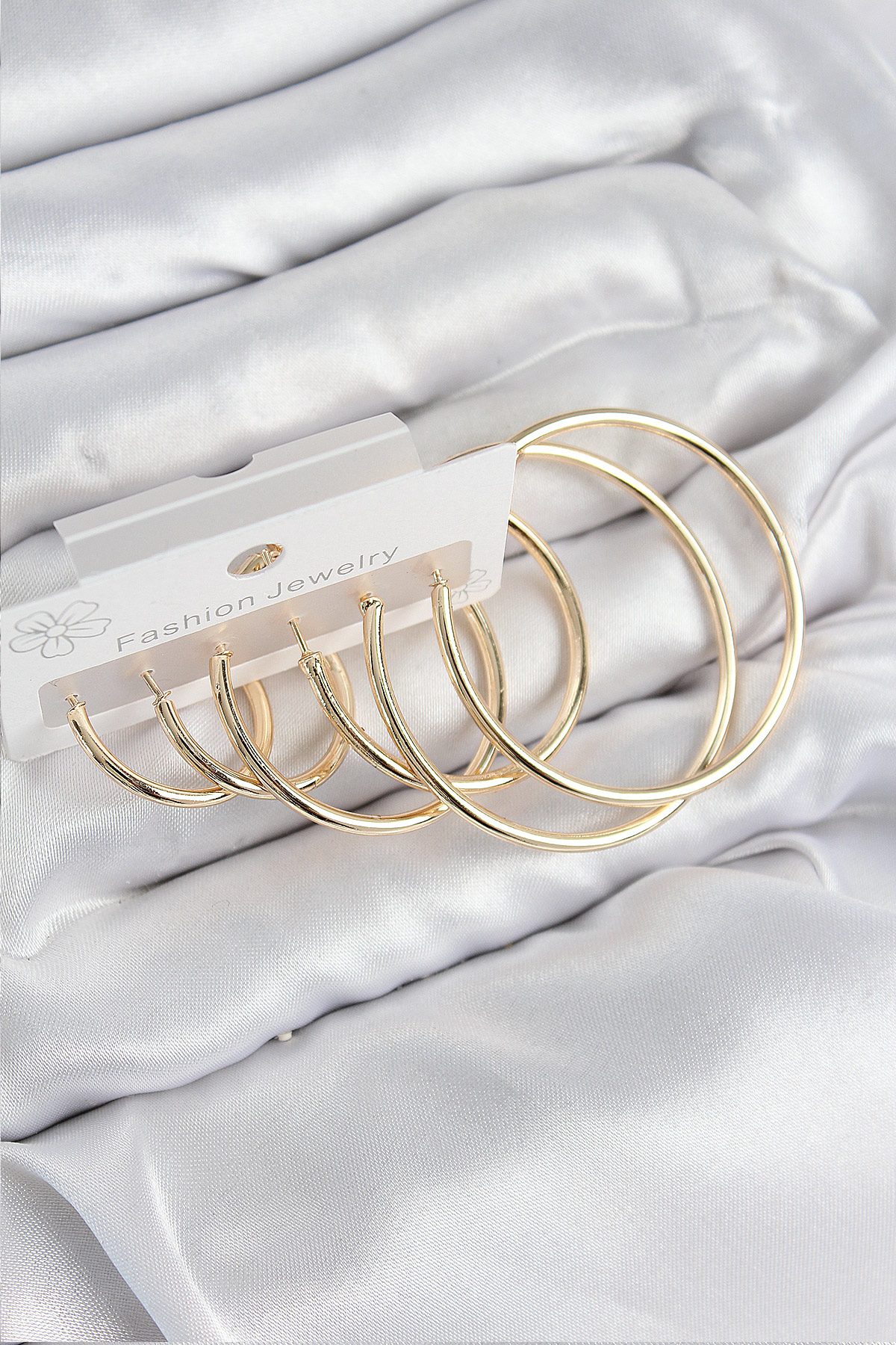 Pirinç Halka Model Gold Renk Kadın Set Küpe 5886 1 Pirinç Halka Model Gold Renk Kadın Set Küpe 5886
