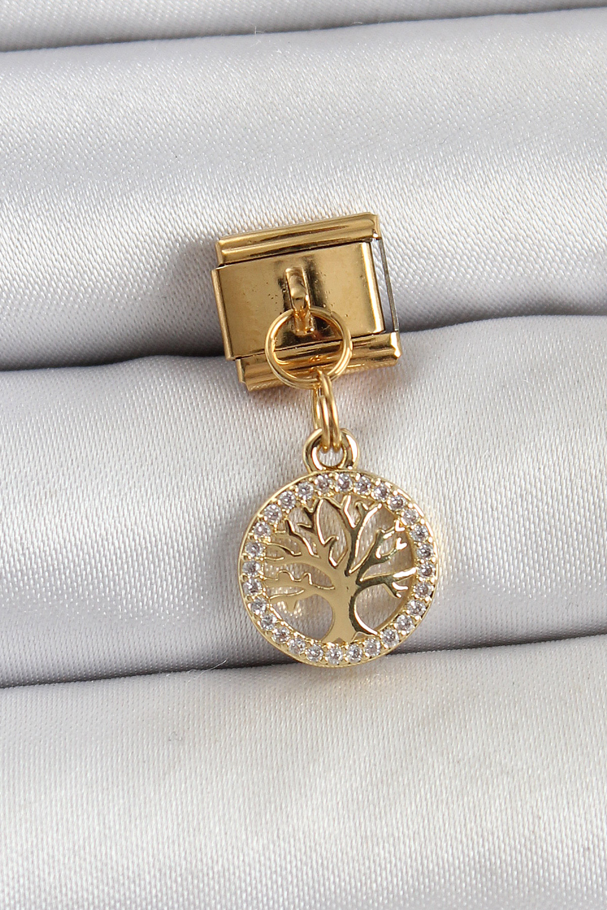 316L Çelik Sallantılı Zirkon Taşlı Hayat Ağacı Model Gold Renk Nomination Charm 5886 1 316L Çelik Sallantılı Zirkon Taşlı Hayat Ağacı Model Gold Renk Nomination Charm 5886