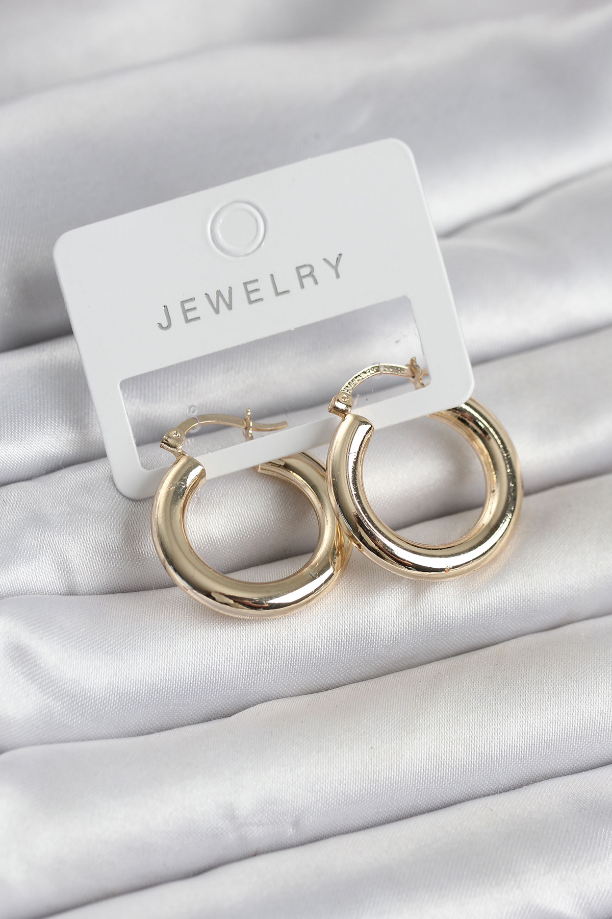 Gold Renk Pirinç Halka 25 mm Kadın Küpe 5886 1 Gold Renk Pirinç Halka 25 mm Kadın Küpe 5886