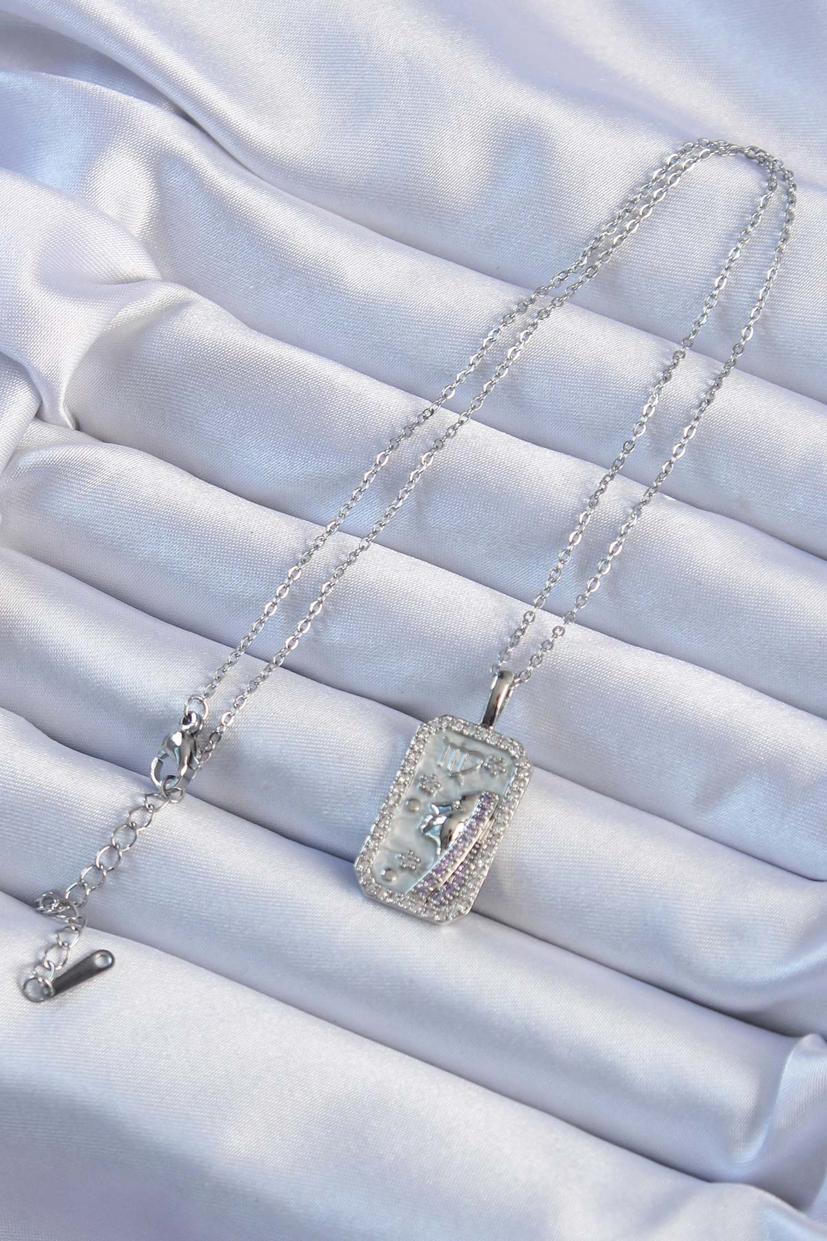 316L Çelik Zincir Gümüş Renk Zirkon Taşlı Yüz Figürlü Tarot Kolye 5886 2 316L Çelik Zincir Gümüş Renk Zirkon Taşlı Yüz Figürlü Tarot Kolye 5886 - Görsel 2