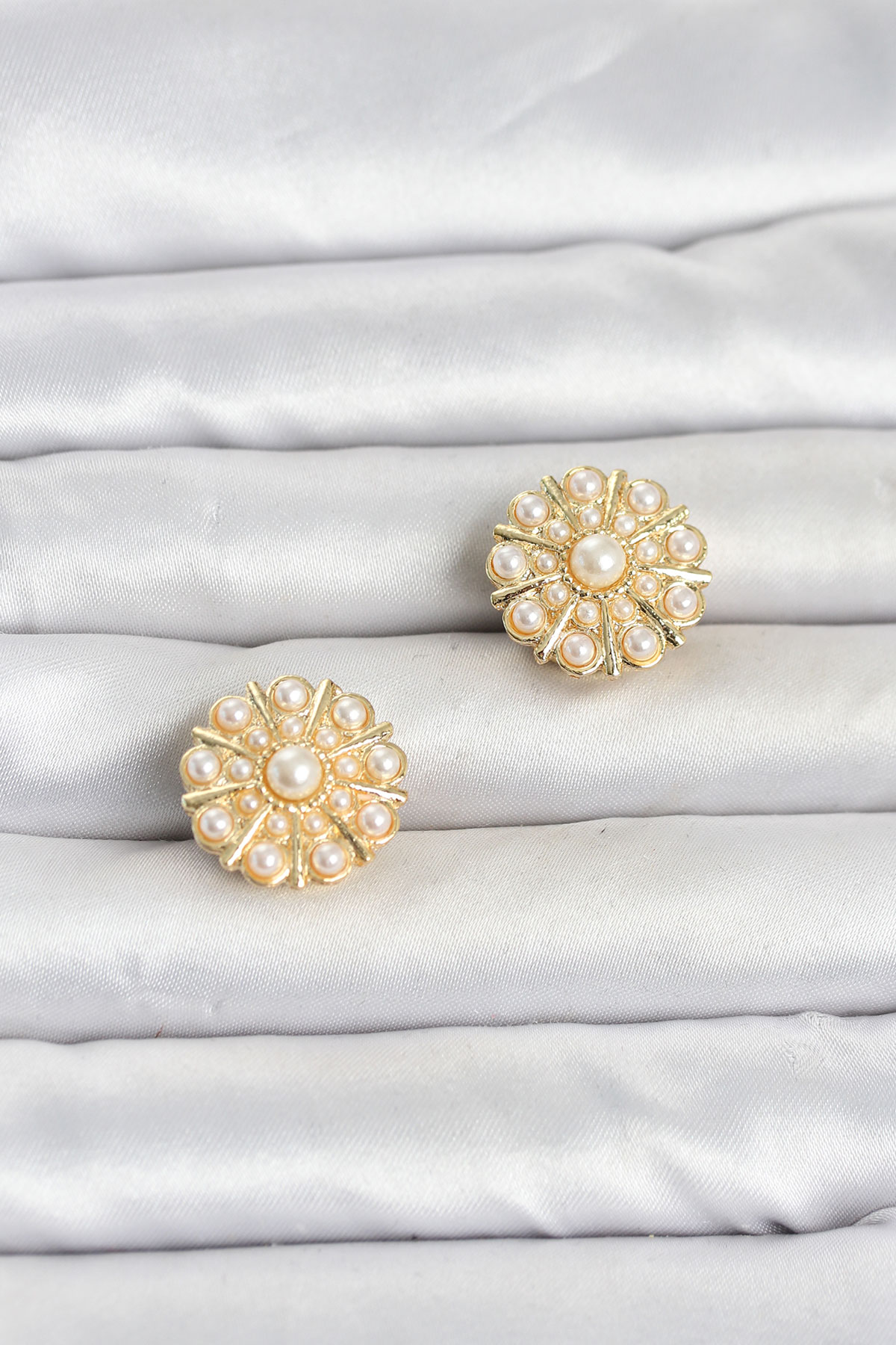 Vintage Model Gold Renk Düğme veya Manşet Broşu 5886 3 Vintage Model Gold Renk Düğme veya Manşet Broşu 5886 - Görsel 3