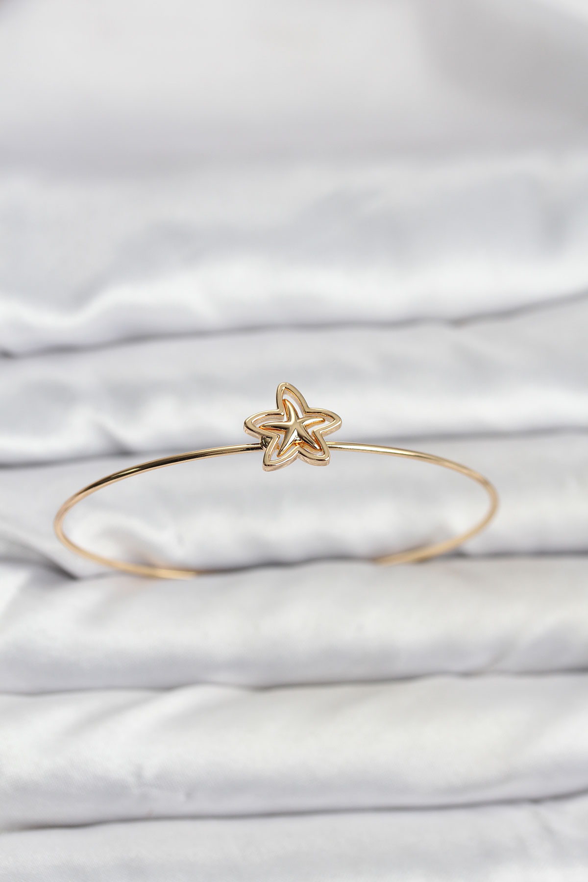 Yıldız Model Gold Renk Bileklik 5886 1 Yıldız Model Gold Renk Bileklik 5886