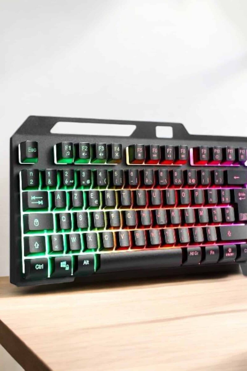 Led Işıklı Oyuncu Klavye Usb Girişli RGB Işıklı Q Klavye Mouse Hediyeli 3 Led Işıklı Oyuncu Klavye Usb Girişli RGB Işıklı Q Klavye Mouse Hediyeli - Görsel 3