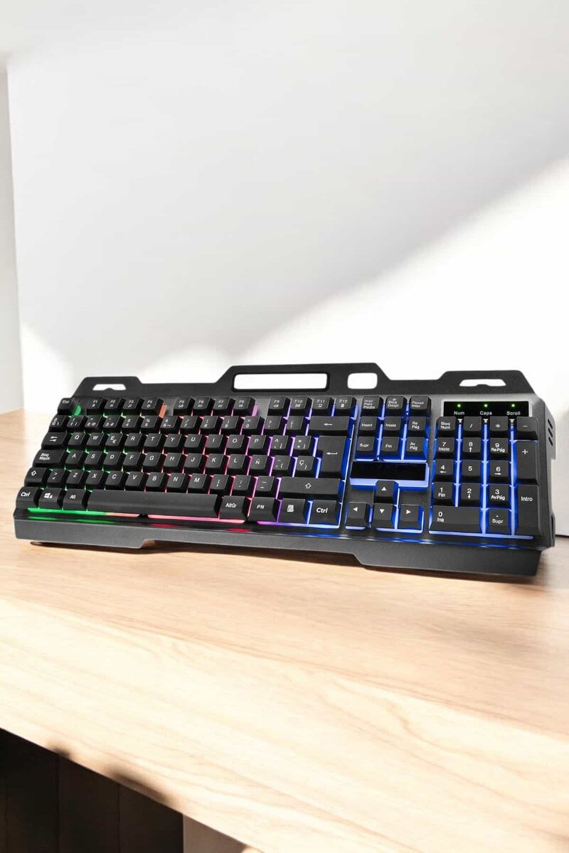 Led Işıklı Oyuncu Klavye Usb Girişli RGB Işıklı Q Klavye Mouse Hediyeli 4 Led Işıklı Oyuncu Klavye Usb Girişli RGB Işıklı Q Klavye Mouse Hediyeli - Görsel 4