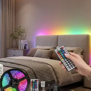 Kumandalı RGB Şerit Led 5 Metre Renk Değiştiren Dekoratif LED Işık