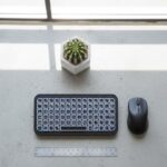 RGB Işıklı Kablosuz Mini Klavye 10 mm İnce Gövde
