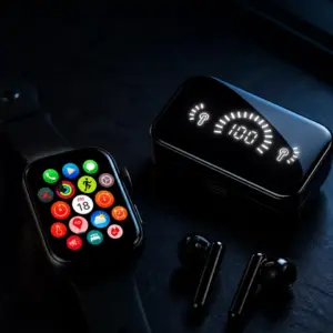 Şık Tasarımlı Akıllı Saat ve Bluetooth Kulaklık Seti Suya Dayanıklı ve Çok Fonksiyonlu