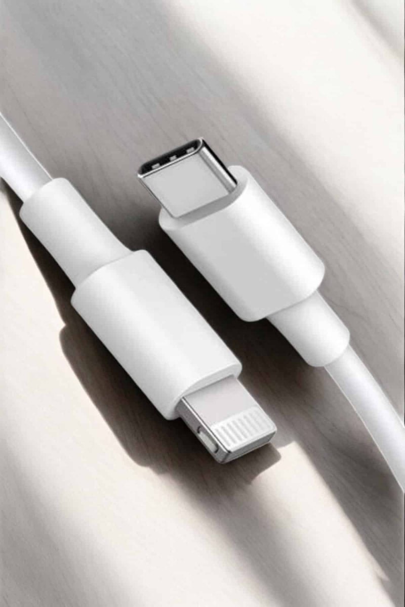 Iphone Tüm Modellerle Uyumlu Hızlı Şarj Kablosu İOS 30W 4 Iphone Tüm Modellerle Uyumlu Hızlı Şarj Kablosu İOS 30W - Görsel 4