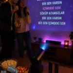3ü 1 Arada Karaoke ve Projeksiyon Sistemi Çift Mikrofon Destekli