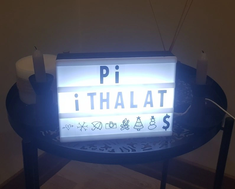 Cinematic Harflerle Işıklı Mesaj Veren Light Box Led Pano A4 2 Cinematic Harflerle Işıklı Mesaj Veren Light Box Led Pano A4 - Görsel 2