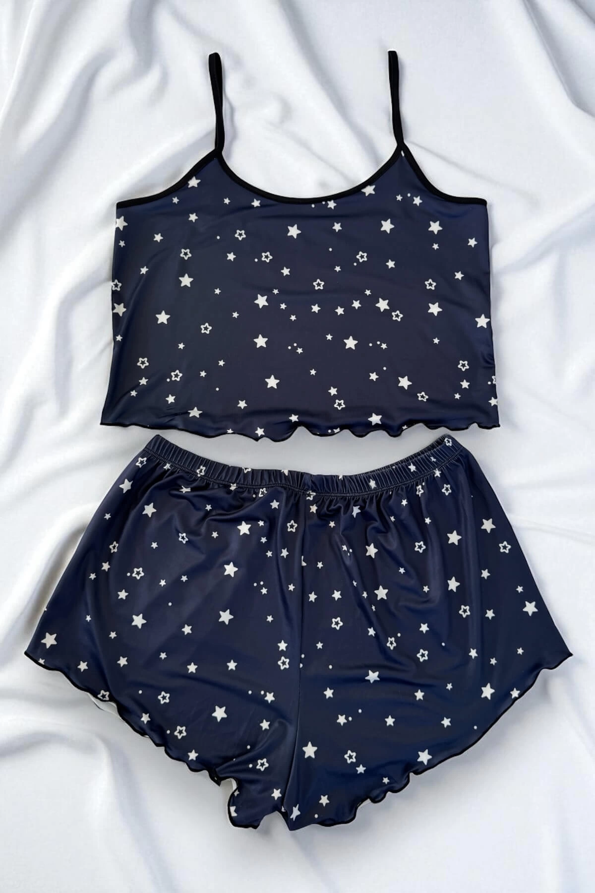Yıldız Desenli Lacivert Şortlu Pijama Takımı 2 Yıldız Desenli Lacivert Şortlu Pijama Takımı - Görsel 2
